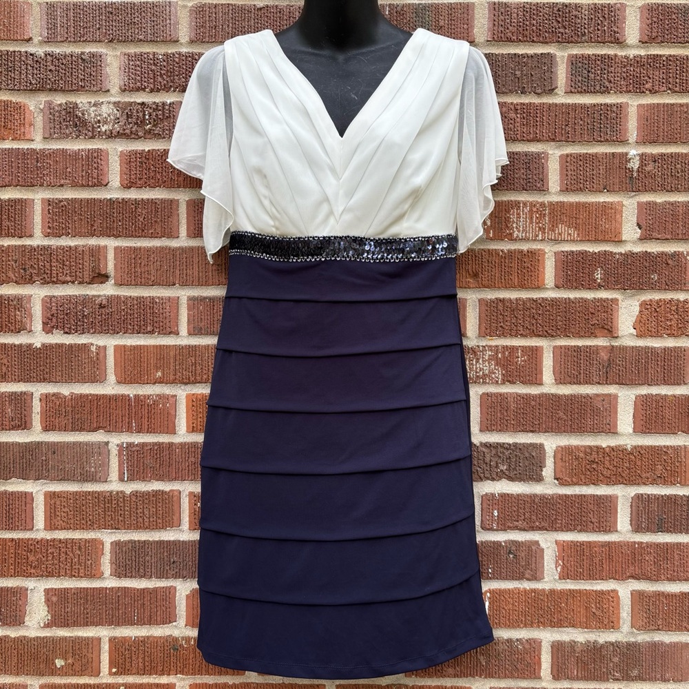ENFOCUS White & Blue Sheath Dress V-Neck Stretch Sequin Size 8P